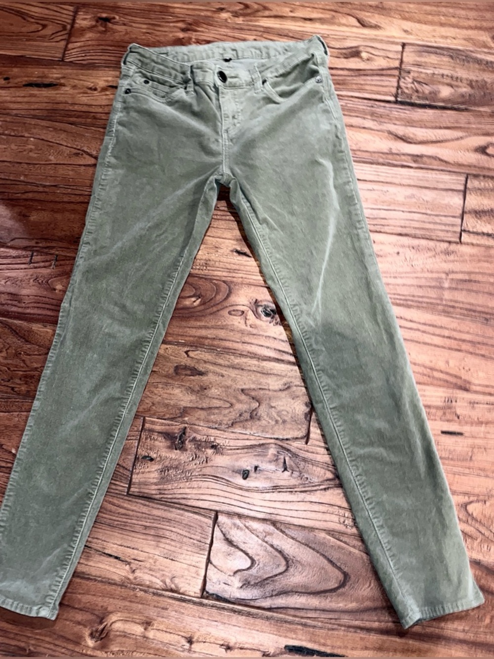 Kut from the Kloth Khaki Green Corduroy Pants